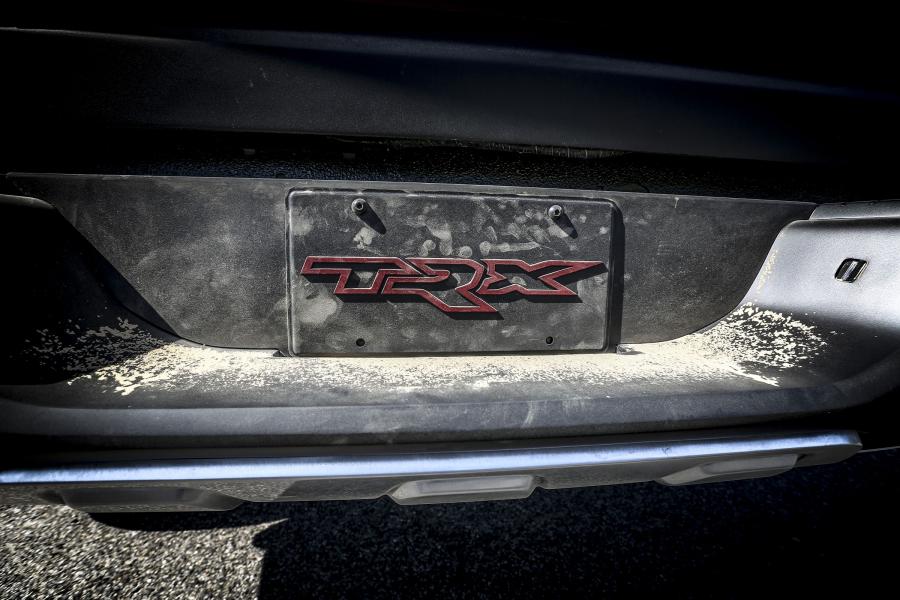 Детали экстерьера Dodge Ram Rebel TRX Concept 2016 года  (фото 22 из 24)